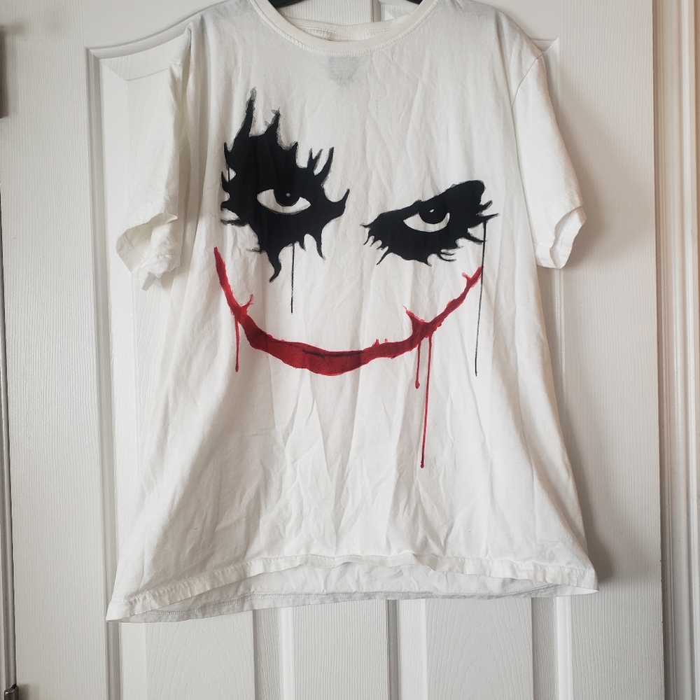 Mens joker t shirt